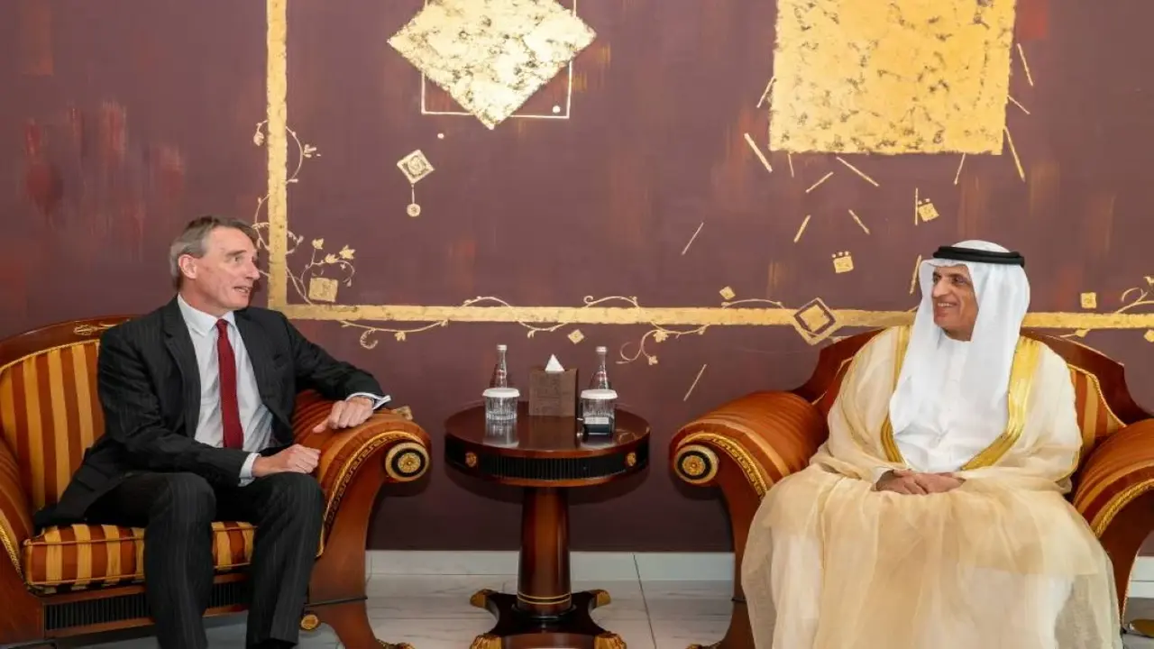 سعود بن صقر يستضيف سفير هولندا قبل مغادرته البلاد